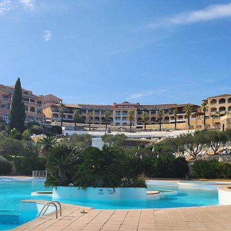 Saint-Raphael- Vue Mer Et Massif De L'Esterel Bagian luar foto
